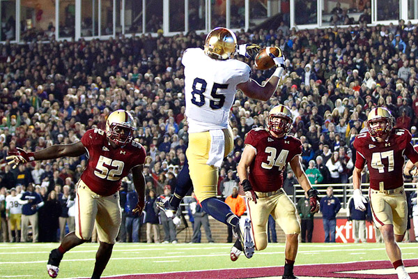 Tight End Troy Niklas (85) catches a Touchdown. Courtesy of ESPN.  